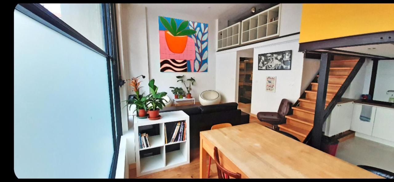 Duplex Industriel Au Coeur De Lyon Apartment Luaran gambar